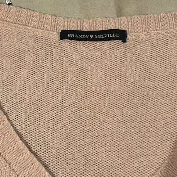 Light pink v neck brandy melville sweater - Picture 2 of 3